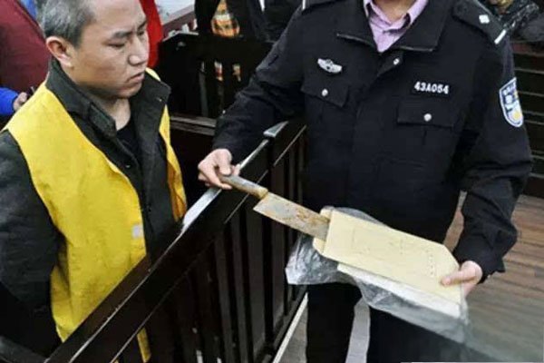 HelloKitty藏尸案详情 血淋淋的深陷地狱实例