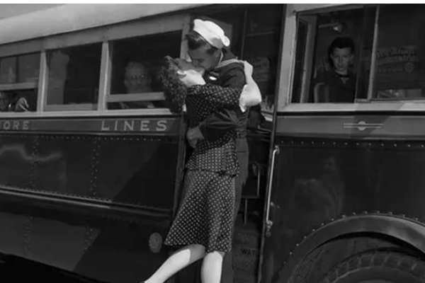 吻别(英文版)翻译成中文是什么?