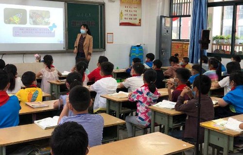 小学生手册的家长寄语怎么写一年级