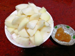 冰糖和雪梨能一起炖吗？