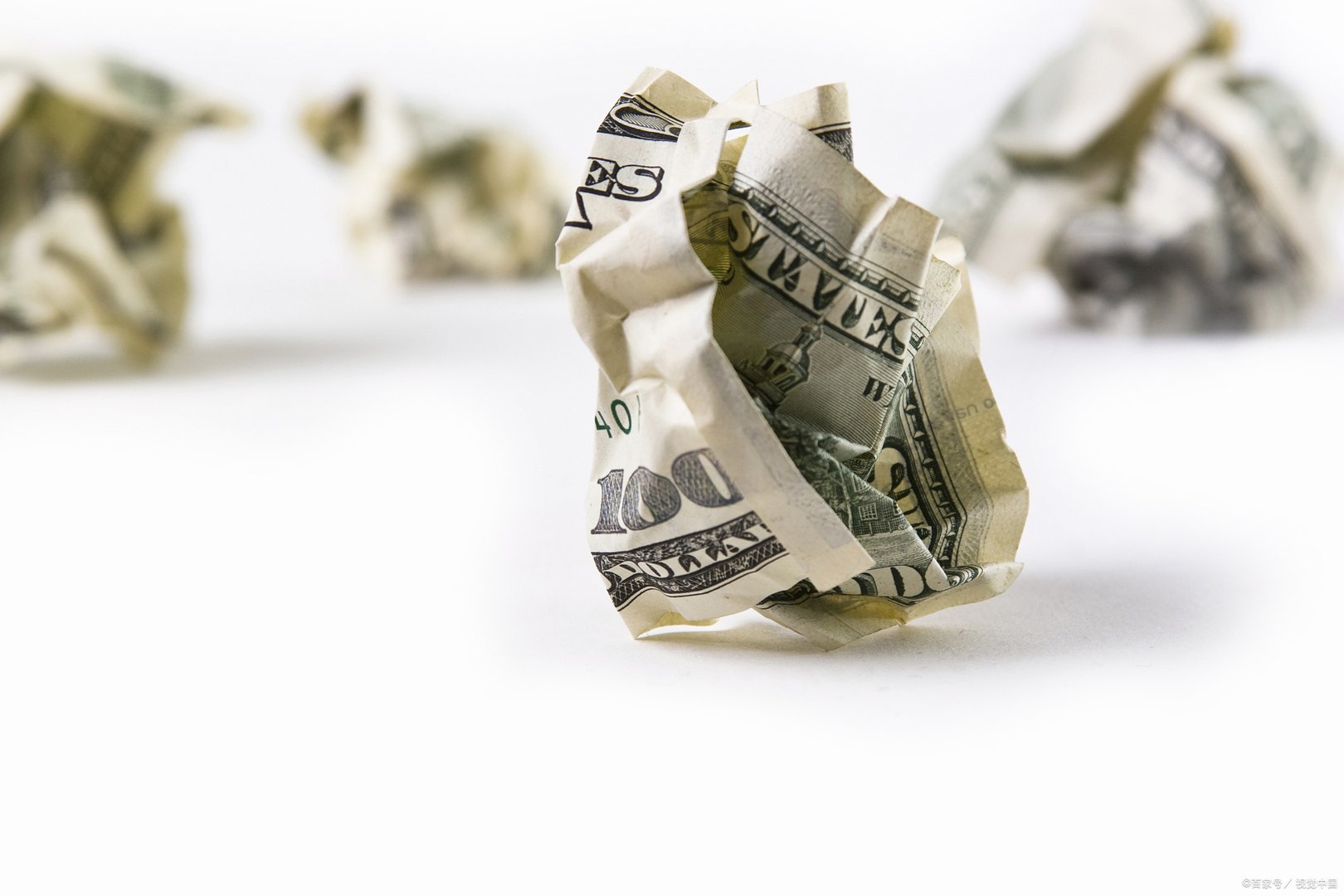 通缩和通胀的区别