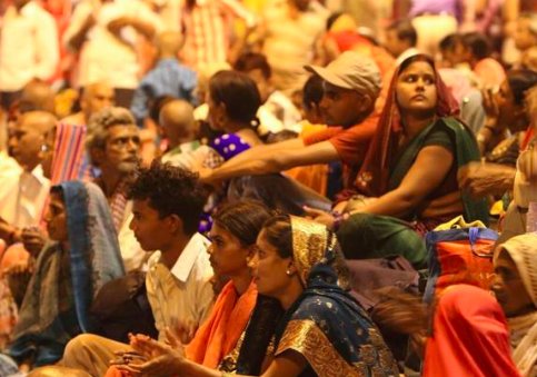 印度哪里发生了山洪暴发或致100多人死亡？