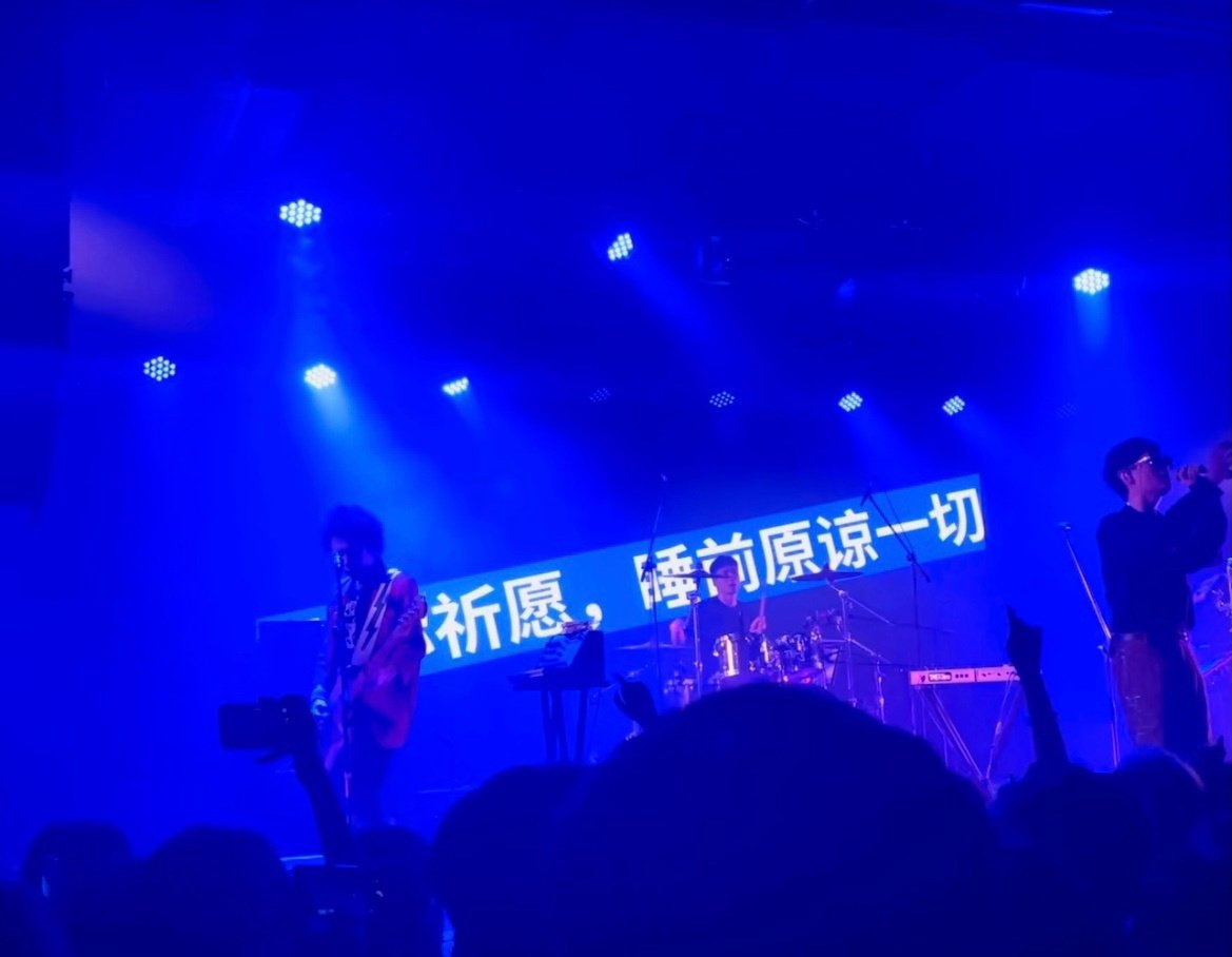 男朋友和自己谈恋爱的时候，和别人发生了性关系，这种男朋友可以结婚吗？