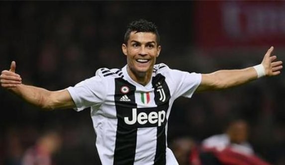 C罗打进450球成历史第一人？