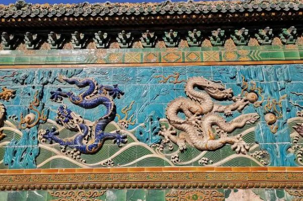 乾坤再造,打一生肖