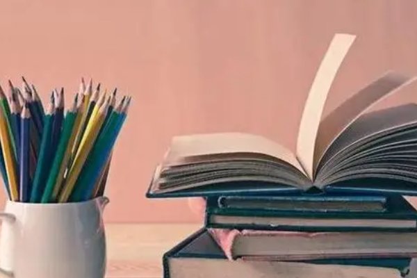 甚嚣尘上是什么意思