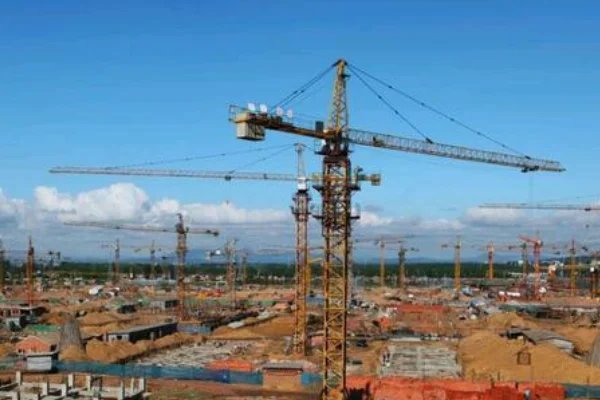 上海千亿土拍大戏结束，稀缺地块底价成交，哪些企业是收购主力？