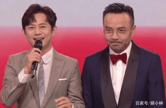 湖南台618晚会上主持人嘴瓢，金晨假唱，到底有多翻车