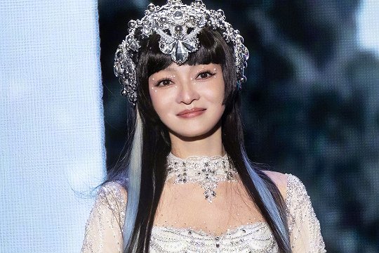 我终于看到所有梦想都开花是什么歌