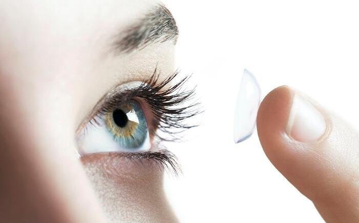 张雪迎眼睛长了个麦粒肿，什么情况下才会患这种病症？