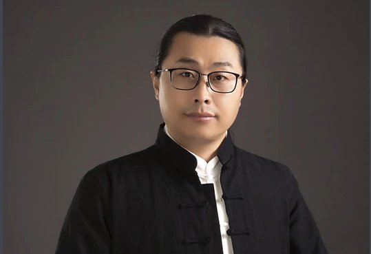 马美如泪蛋蛋掉在酒杯杯里原唱是谁？