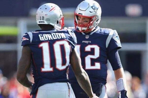 你知道超级碗2022时间地点在哪里吗?超级碗直播在哪看呢?