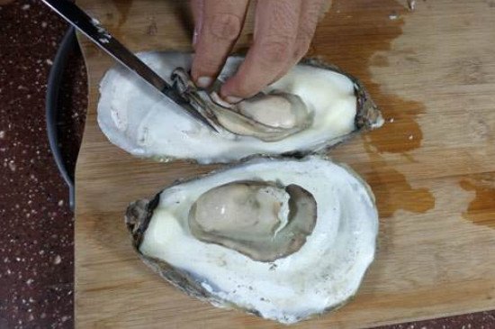 生蚝怎么清洗内脏图解