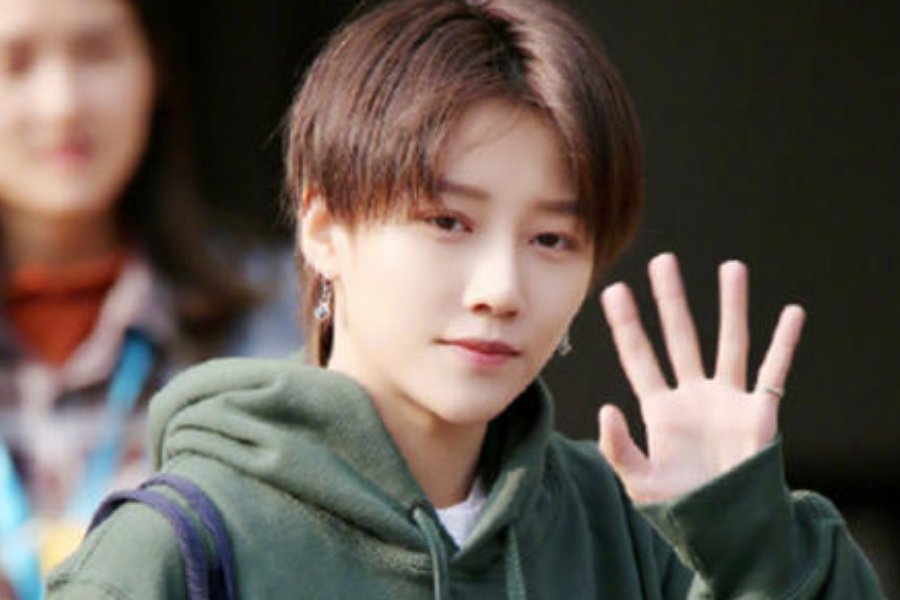 中性风的刘雨昕代言内衣,为何网友不买账?