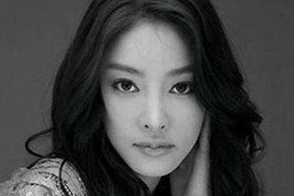 张紫妍羊上树是怎么玩 一生悲惨被男人羞辱殆尽