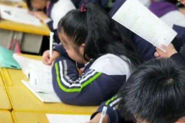 白首无成打一生肖动物