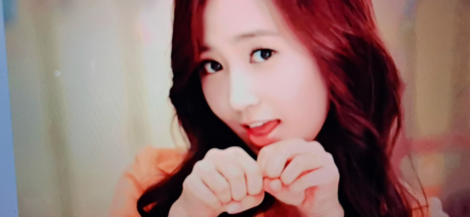 嗲声嗲气是啥意思