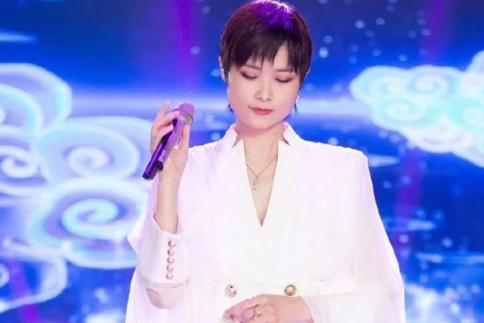 李宇春是如何得罪那么多娱乐记者的？