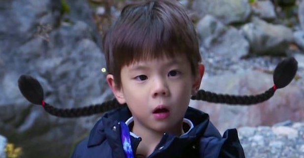 7岁嗯哼参与歌词创作，是什么歌的歌词？