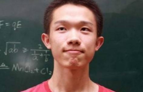 2021高考状元749分的人是谁?