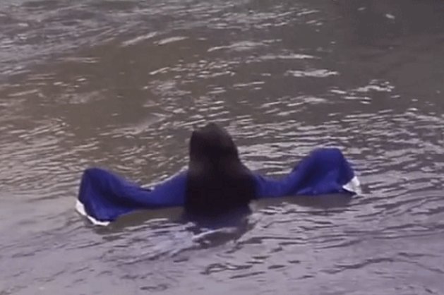 《山村老尸》中的女鬼楚人美生前曾是什么演员?