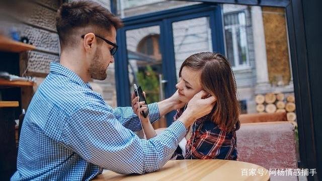 28岁男人：我不爱她了，但她把第一次给了我，我会负责到底，你怎么看？