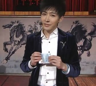 春晚魔术怎么穿帮了