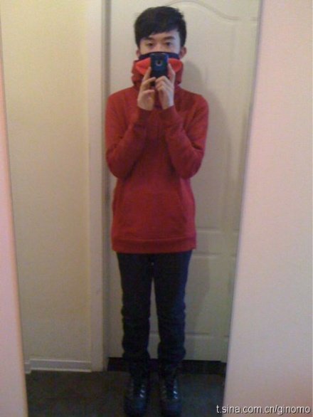 求CV漠然照片，跪谢！！