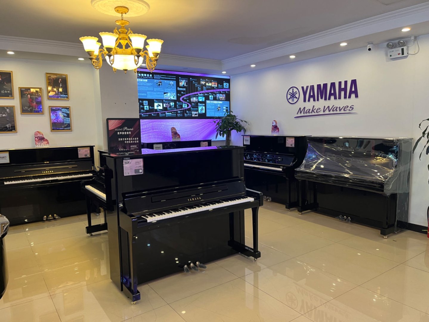 租钢琴一般多少钱一个月？租一年有什么优惠吗？