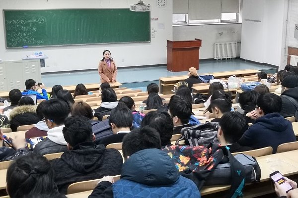 公共行政学研究核心问题是什么