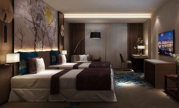 青岛一女子强行入住酒店后又要全额退款，酒店对此是如何回应的？