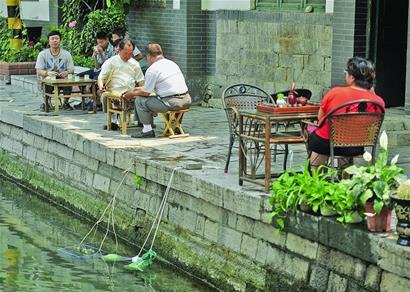 随身之泉水人家的章节目录