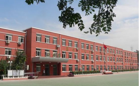 河北建材职业技术学院好吗？