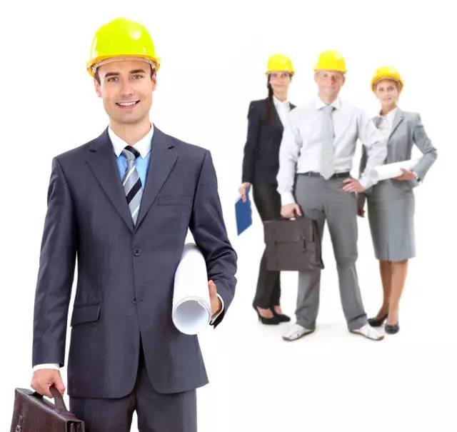 一级建造师可以承担大中小型项目工程负责人吗？