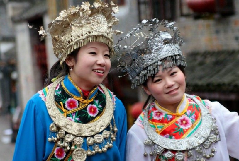 56个民族的服饰特点