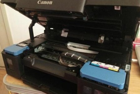 佳能的客户服务热线是多少？