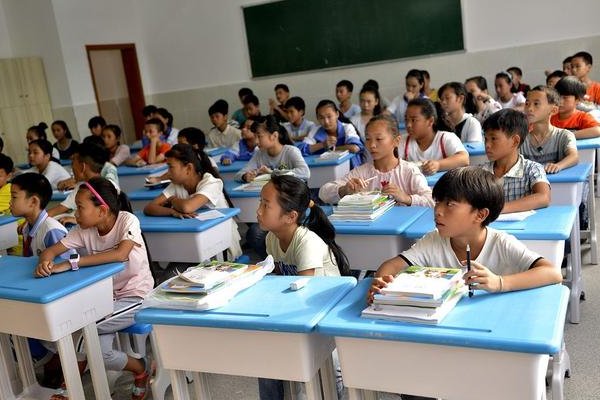 先天性行为和学习行为的关系