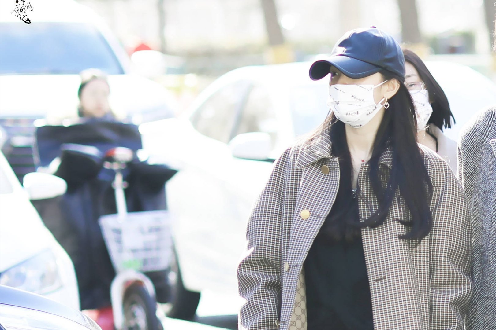 杨幂春晚节目被毙,是主动的还是被动的?