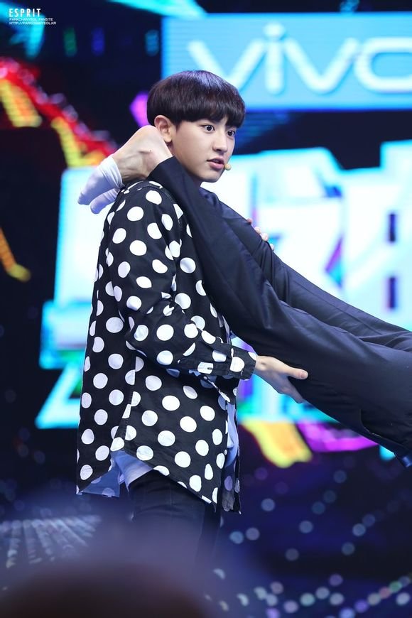 跪求2014一期快乐大本营exo----灿烈 图片【多发几张】