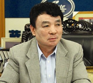 杨忠洲的个人经历