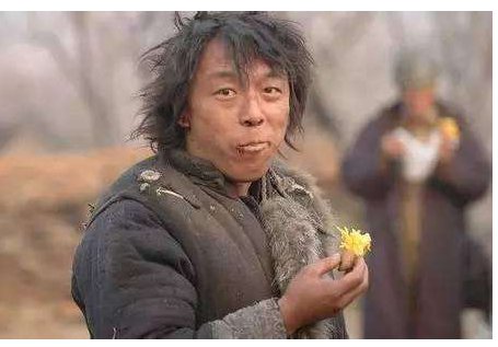 电影《冰之下》主要讲了什么？