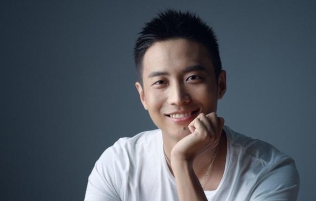 冰雪奇缘中国配音是谁