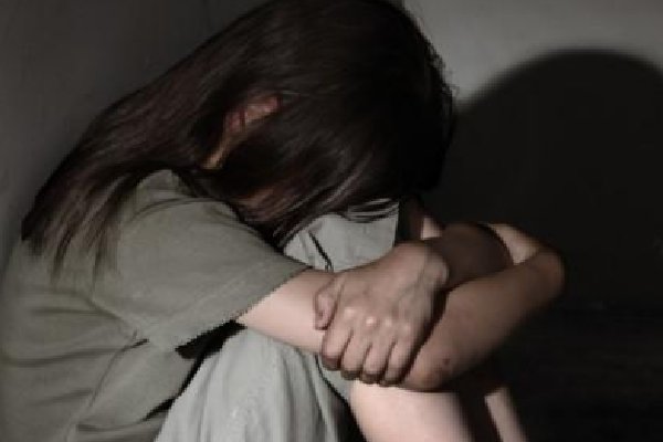 陕西男子性侵自己8岁女儿被判7年，长大后女儿该如何对待父亲？