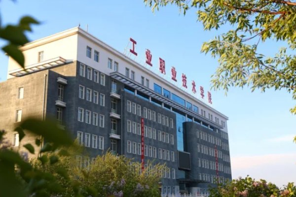 赤峰职业技术学院招生电话