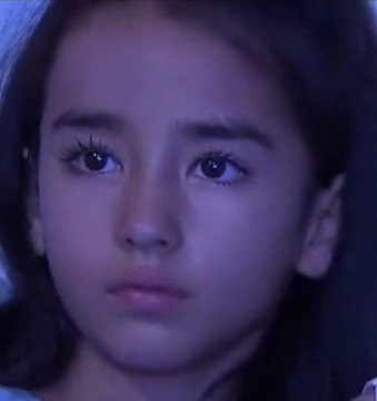 2011快乐女声8进7 叫王艺洁做姐姐的那个李宛妲小妹妹 是王艺洁的什么人?