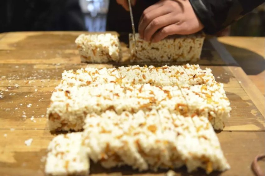 爆米糖甜是哪里的风俗？