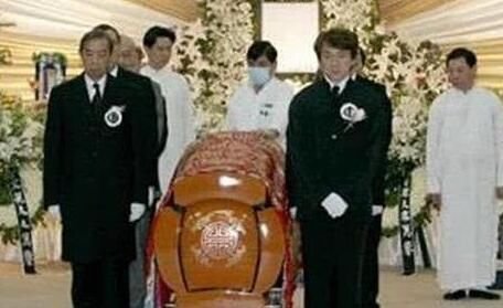 扶灵是什么意思 扶灵人一般是什么关系(亲密的人)