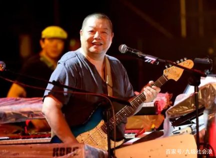 臧天朔和成龙有什么过节？