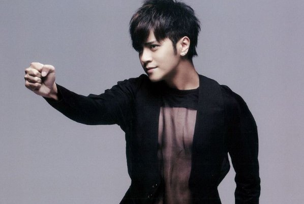 《极挑》总导演为罗志祥庆生，罗志祥在《极限挑战》中表现的怎么样？