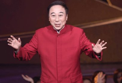 师傅冯巩过生日，徒弟贾玲却忙着追星，这对师徒为何会闹翻？ 